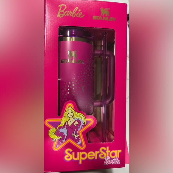Stanley x Barbie 70’s Superstar 40oz Quencher - Picture 2 of 2